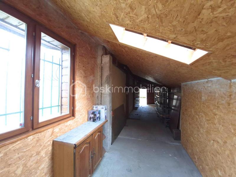 Maison - 96 m² - 5 pièces