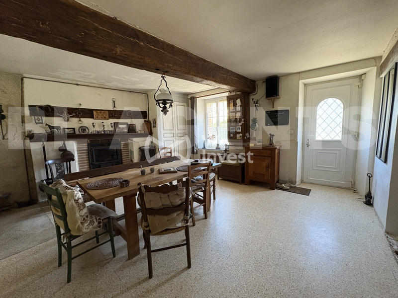 Maison - 235 m² - 9 pièces