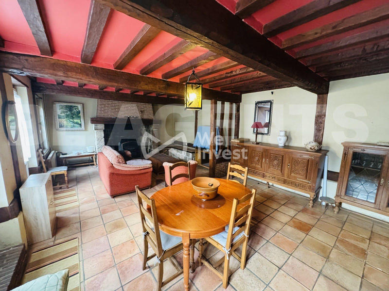 Maison - 200 m² - 7 pièces