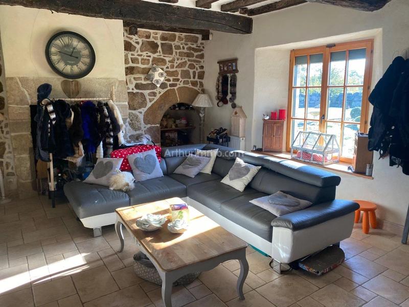 Maison - 330 m² - 10 pièces