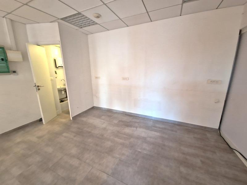 Local commercial - 40 m² - 1 pièce