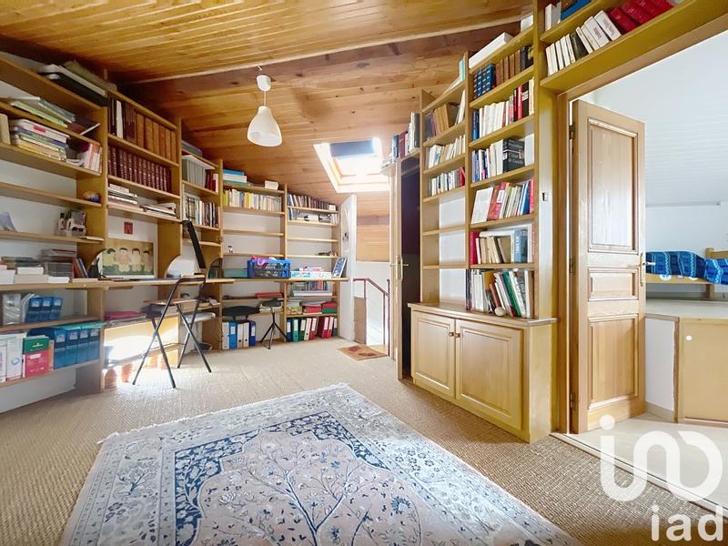 Maison - 206 m² - 5 pièces