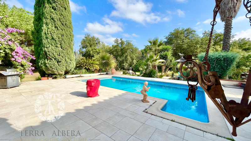 Villa - 164 m² - 7 pièces