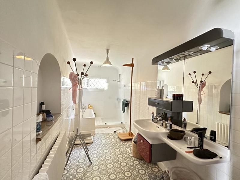 Maison de maîtres - 415 m² - 10 pièces