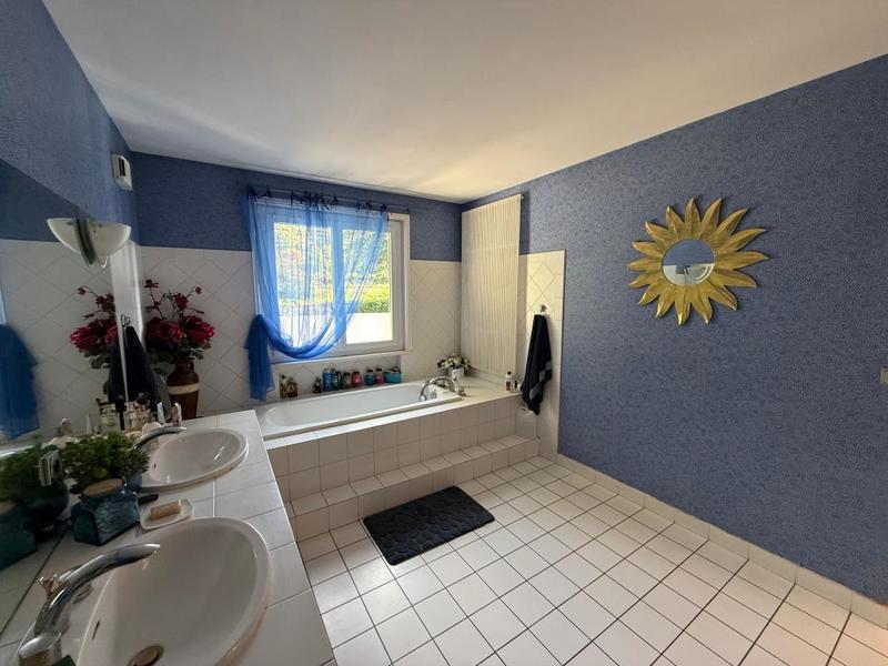 Maison - 133 m² - 4 pièces