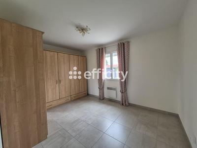 Pavillon - 110 m² - 5 pièces