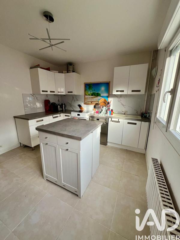 Maison - 191 m² - 8 pièces