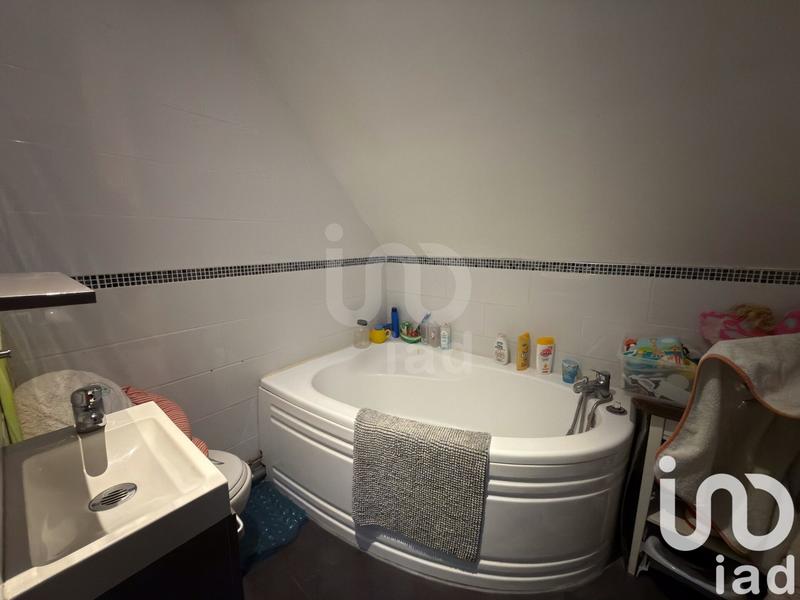 Maison - 94 m² - 5 pièces