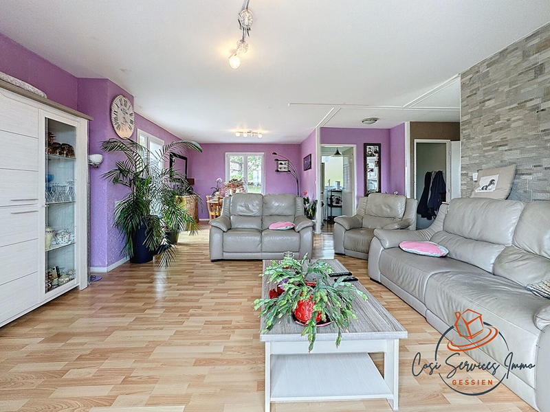 Maison - 180 m² - 5 pièces