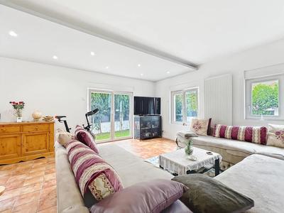 Maison - 143 m² - 6 pièces