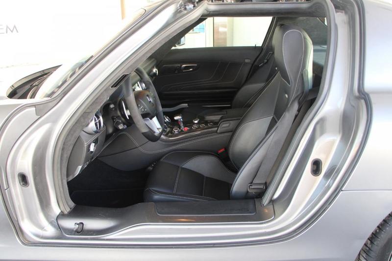 Mercedes Sls Amg Coupe a