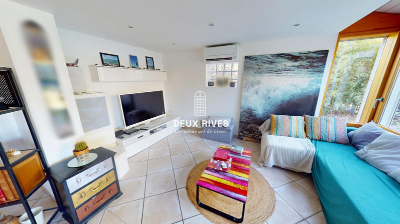 Maison traditionnelle - 198 m² - 6 pièces