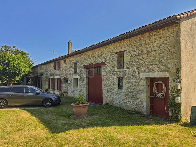 Longère - 227 m² - 7 pièces