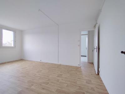 Appartement - 84 m² - 5 pièces