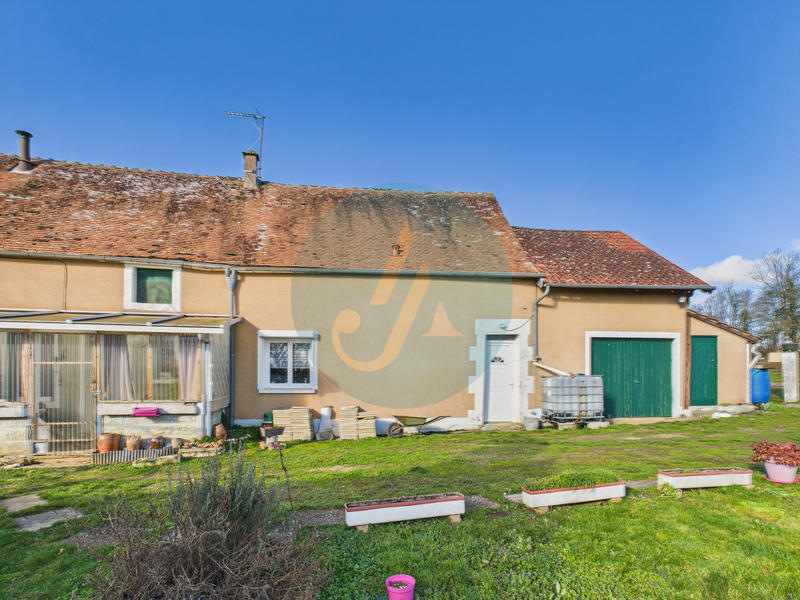 Maison - 93 m² - 5 pièces