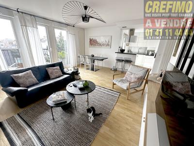 Appartement - 111 m² - 5 pièces