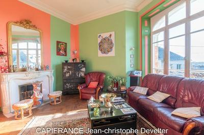 Maison bourgeoise - 235 m² - 8 pièces