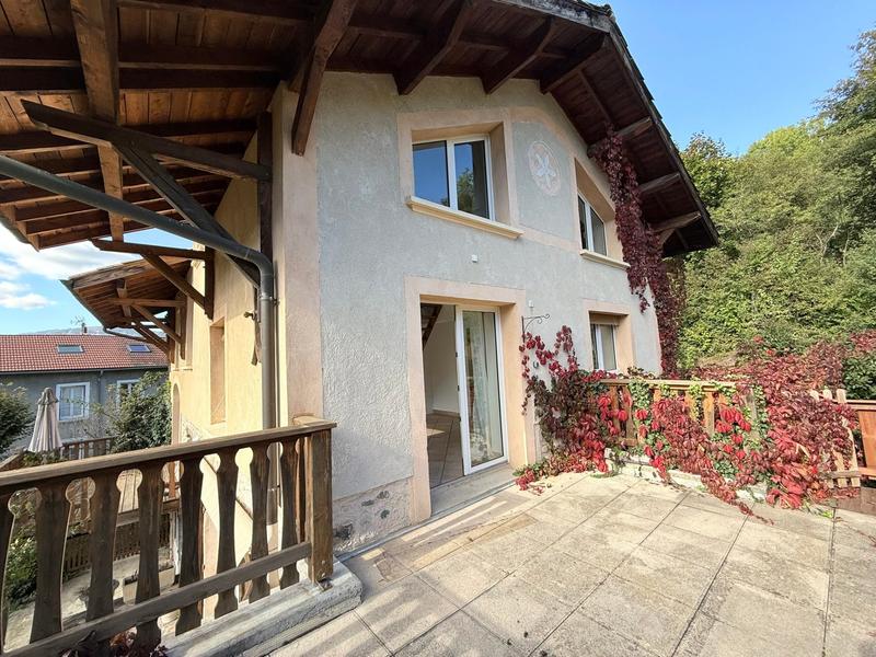 Maison - 194 m² - 7 pièces