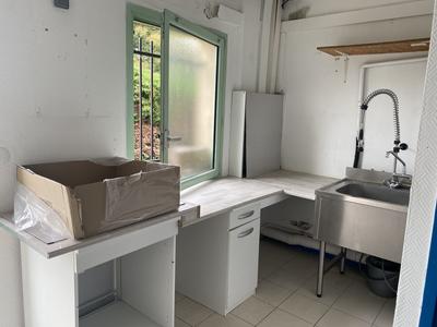 Local commercial - 60 m² - 1 pièce