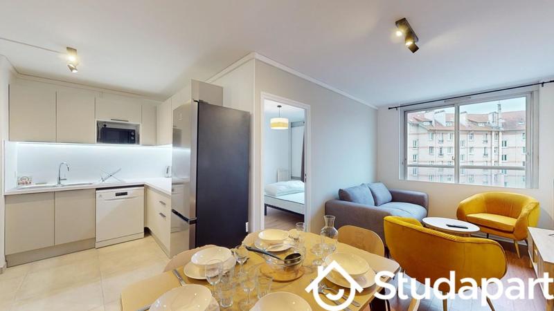 Chambre - 9 m² - 1 pièce