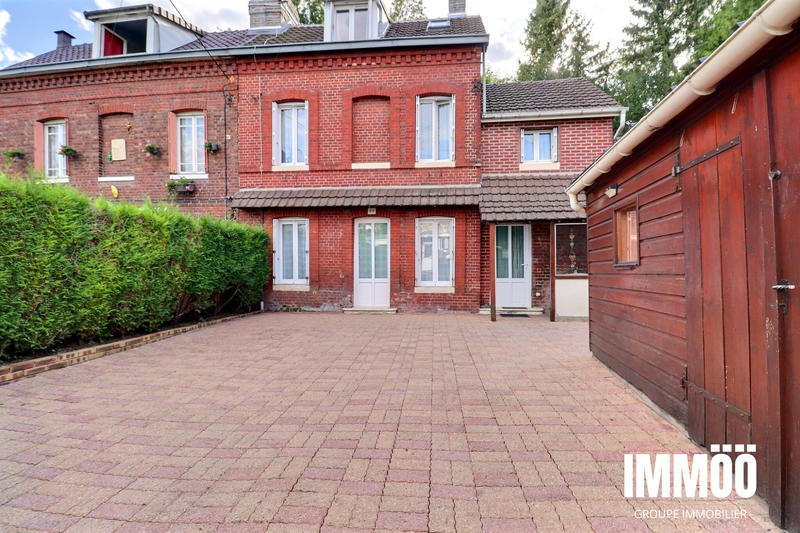 Maison - 89 m² - 5 pièces