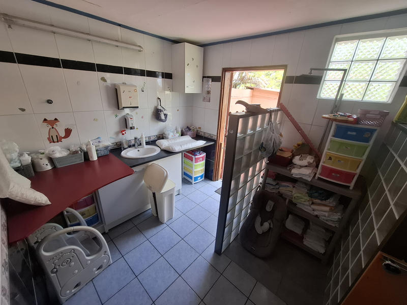 Maison - 120 m² - 9 pièces