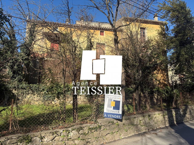 Maison - 100 m² - 2 pièces