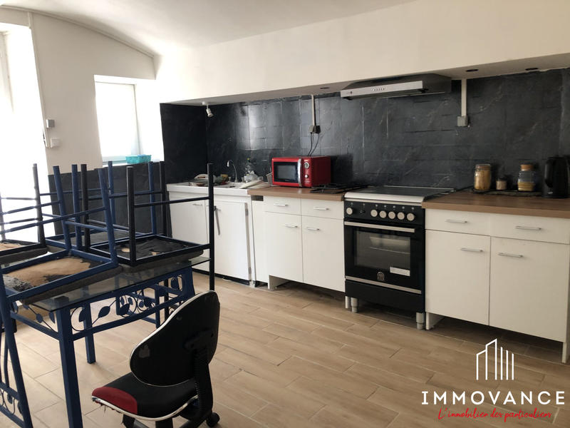 Maison - 200 m² - 10 pièces