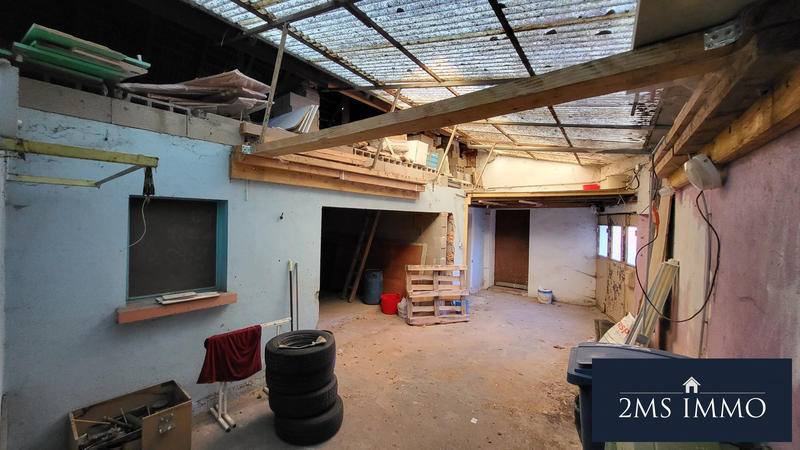 Immeuble - 200 m² - 9 pièces