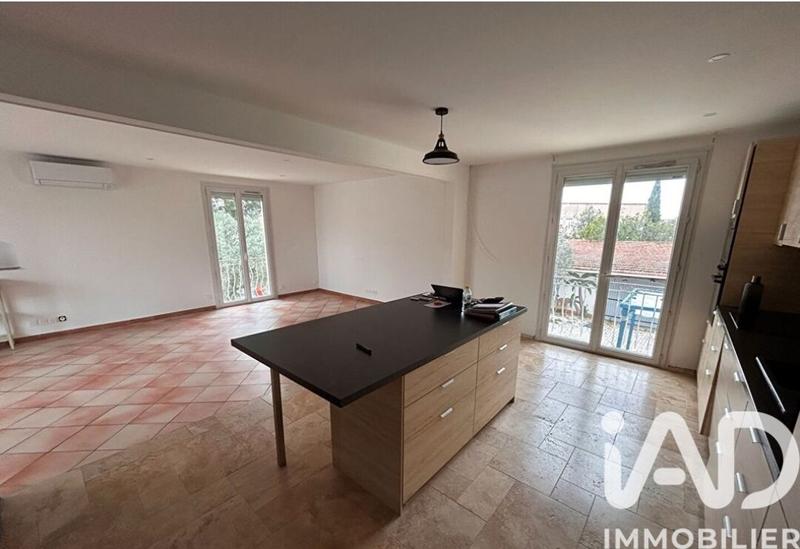 Appartement - 85 m² - 4 pièces