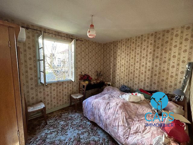 Maison - 99 m² - 5 pièces