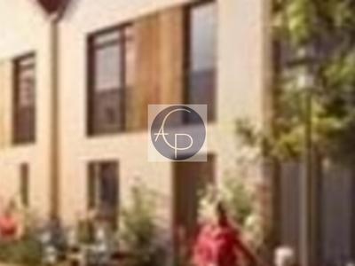 Appartement - 94 m² - 4 pièces