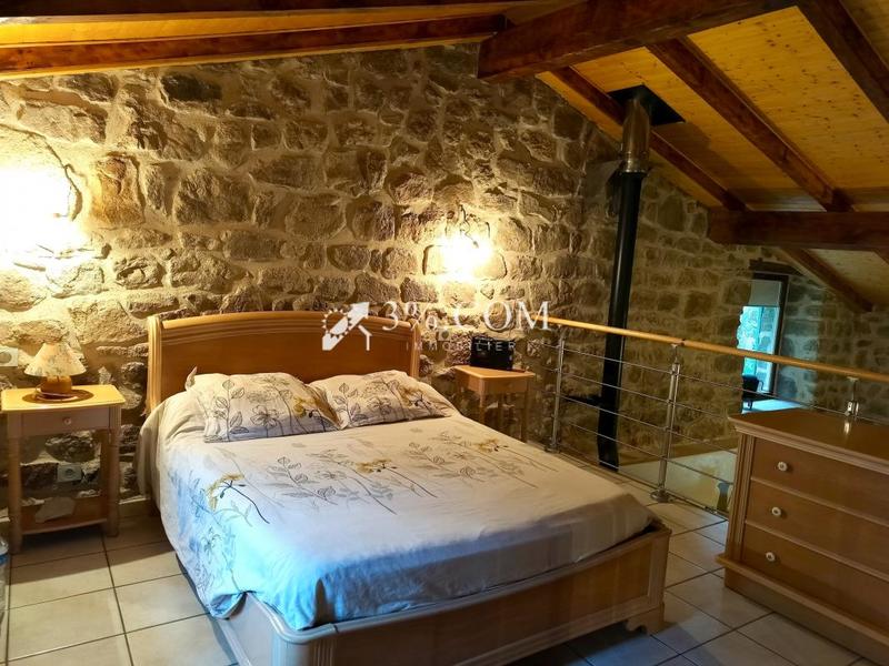 Maison de campagne - 90 m² - 3 pièces