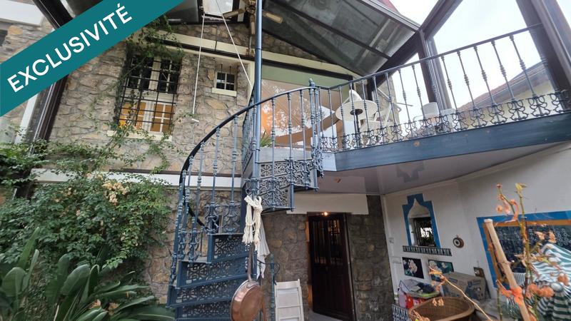 Maison de maîtres - 153 m² - 6 pièces