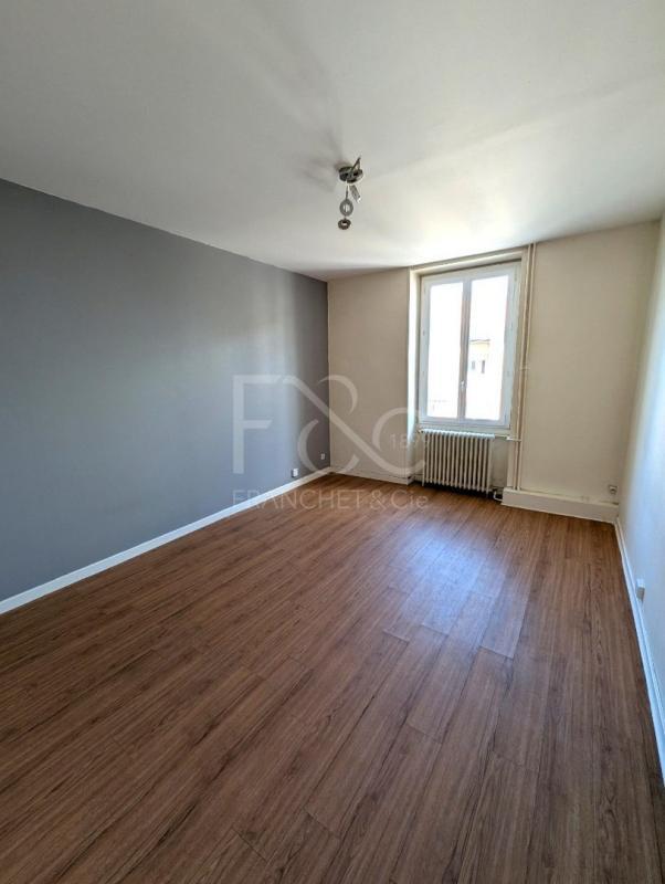 Appartement - 86 m² - 4 pièces