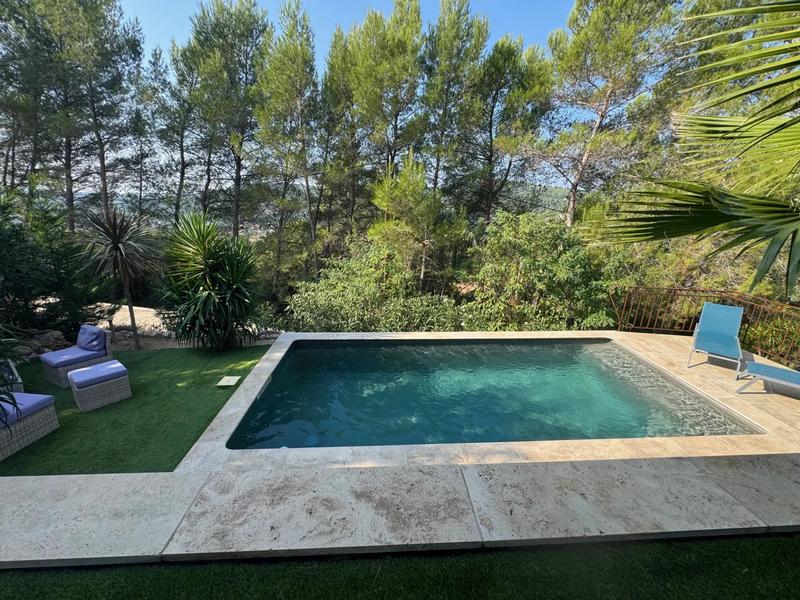 Maison - 178 m² - 6 pièces