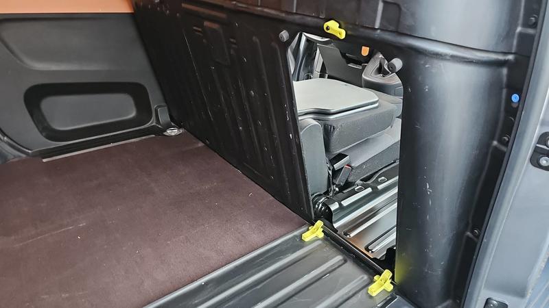 Peugeot Partner Vu L1 1.5 BlueHDi 100 Fourgon