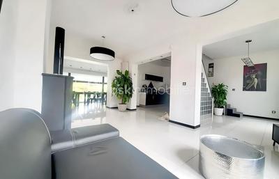 Maison de village - 124 m² - 5 pièces