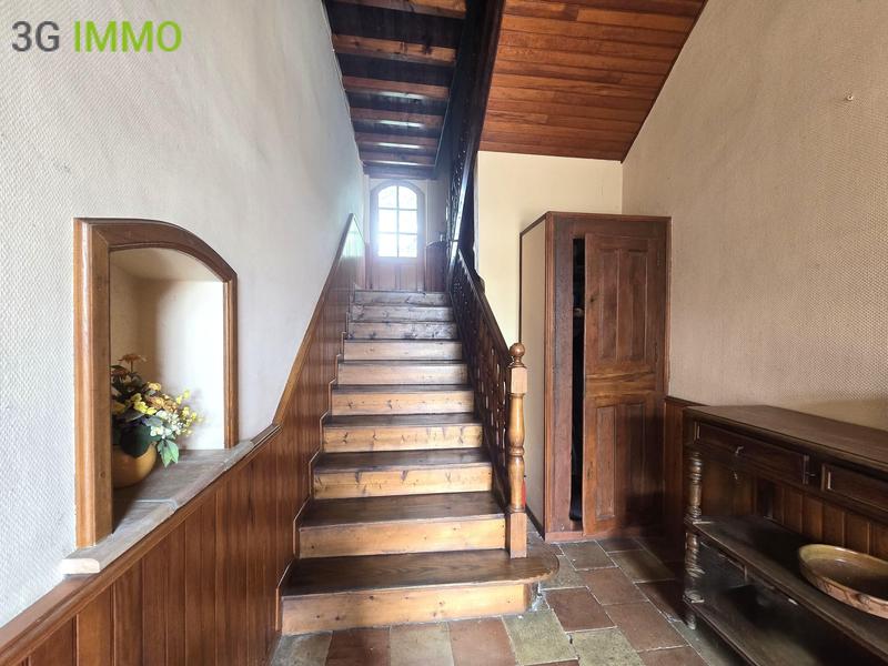 Propriété - 305 m² - 15 pièces