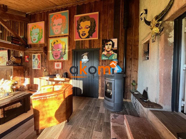 Maison - 203 m² - 10 pièces