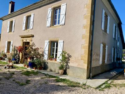 Maison ancienne - 295 m² - 8 pièces