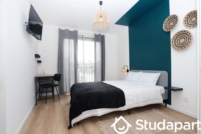 Chambre - 10 m² - 1 pièce