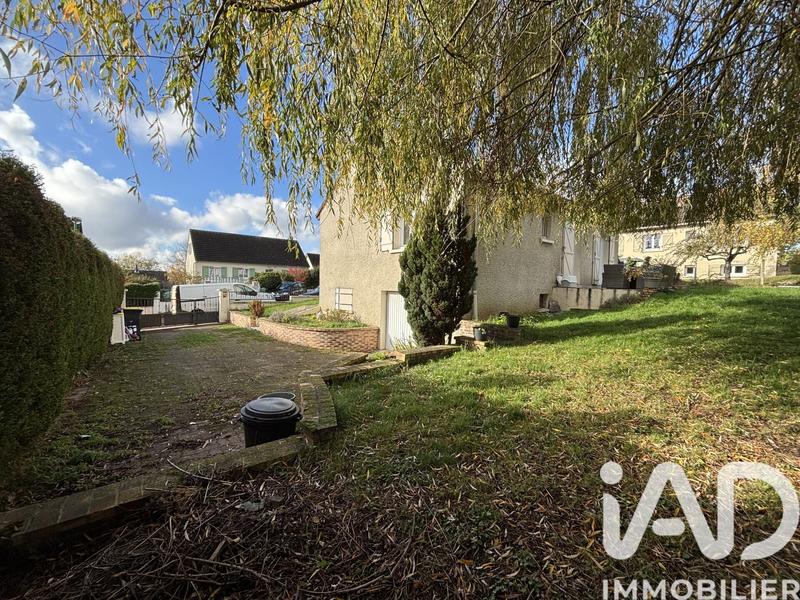 Maison - 94 m² - 5 pièces