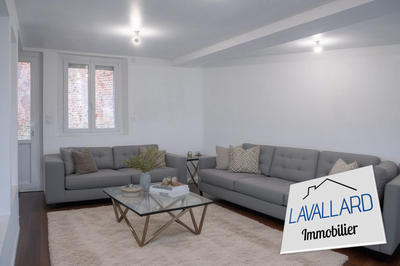 Maison traditionnelle - 95 m² - 5 pièces