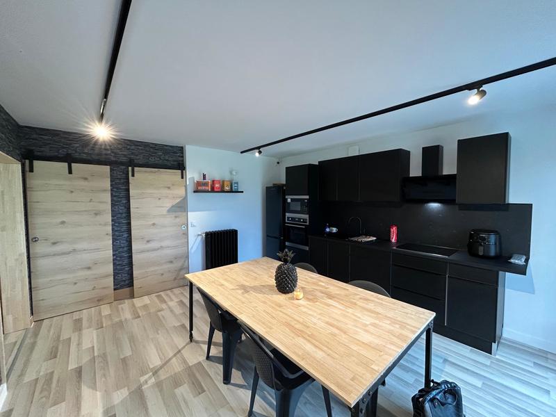 Maison - 146 m² - 6 pièces