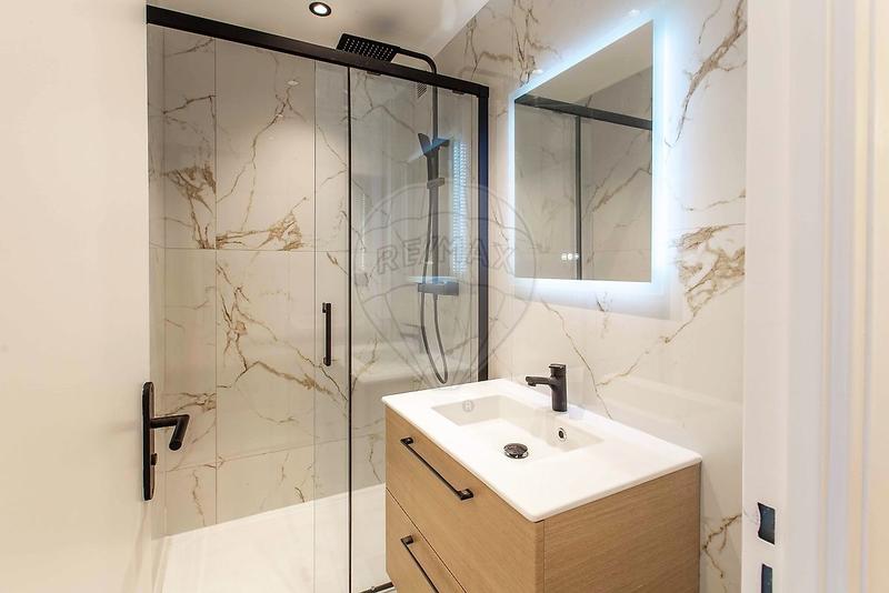 Appartement - 95 m² - 4 pièces