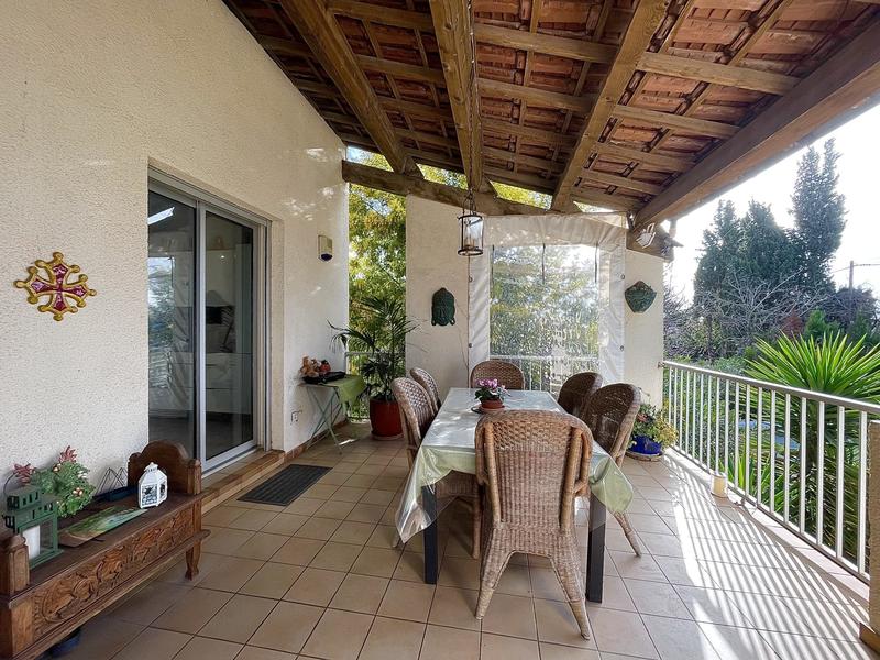 Maison traditionnelle - 95 m² - 5 pièces