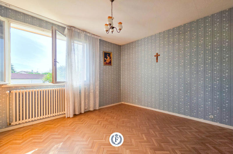 Maison - 110 m² - 4 pièces