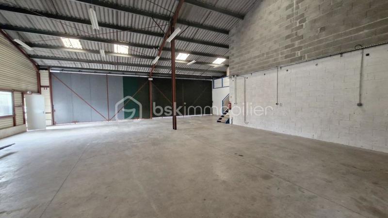 Local commercial - 650 m² - 10 pièces