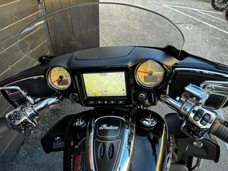 Indian Roadmaster Black Metallic